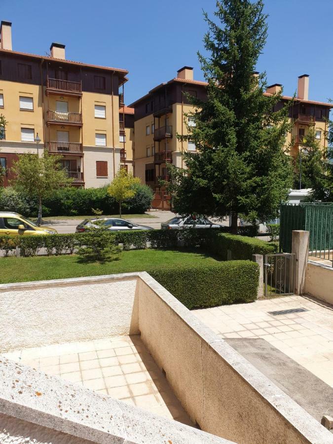 Apartamento Collarada Jaca Esterno foto